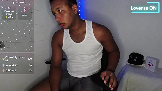Snapshot of Gooss_cum chatting on September 2025 06:12:01 AM Gooss cum online show from September 2025 06:12:01 AM