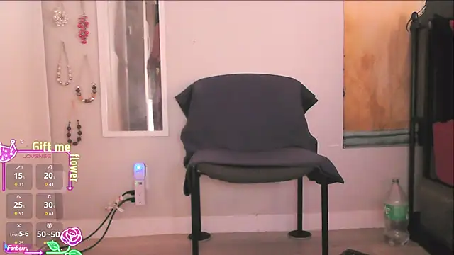 Queenanitadix online show from January 2026 06:58:01 PM