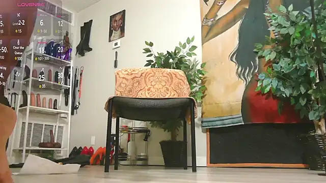 Queenanitadix online show from February 2025 04:58:02 PM