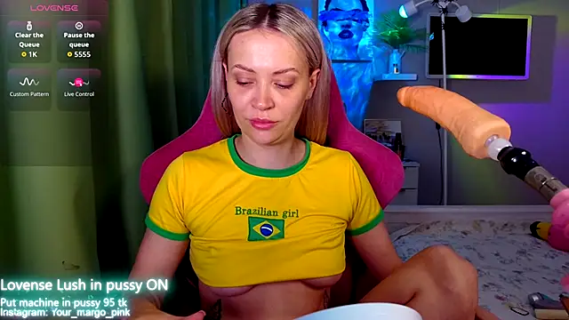 Snapshot of Margony chatting on October 2025 03:58:01 AM Margony online show from October 2025 03:58:01 AM