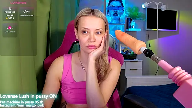 Snapshot of Margony chatting on October 2025 07:10:02 AM Margony online show from October 2025 07:10:02 AM