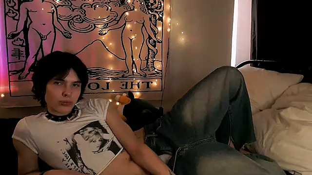 timi-moon online show from March 2025 01:06:01 PM