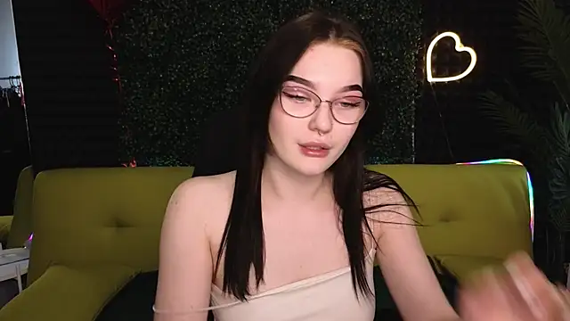 milliedoll online show from March 2025 08:17:01 AM