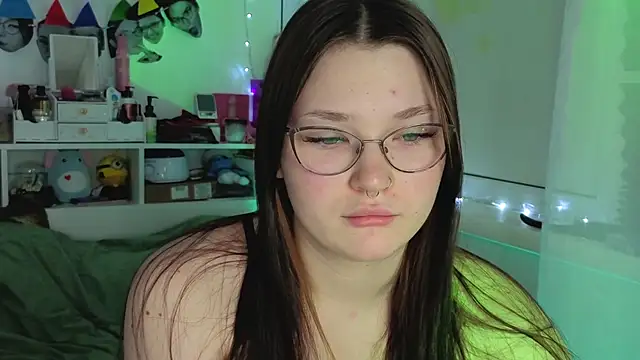 milliedoll online show from October 2025 04:12:02 AM