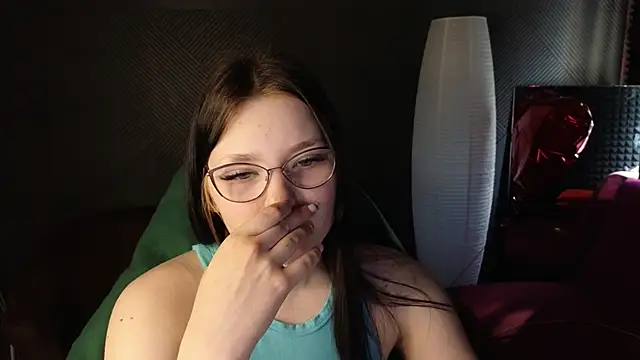 milliedoll online show from March 2025 08:04:02 AM