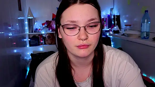 milliedoll online show from November 2025 06:46:02 PM