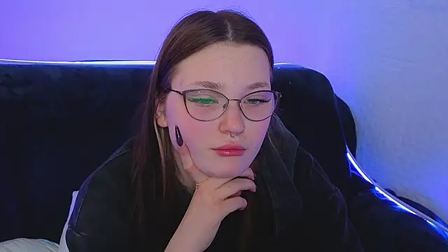 milliedoll online show from October 2025 03:10:01 AM
