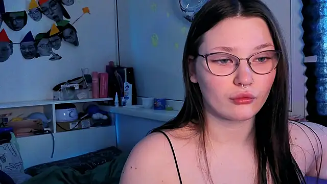 milliedoll online show from November 2025 03:21:01 AM