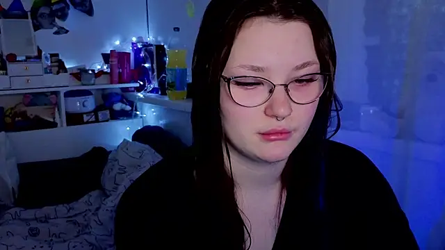 milliedoll online show from November 2025 02:48:02 AM