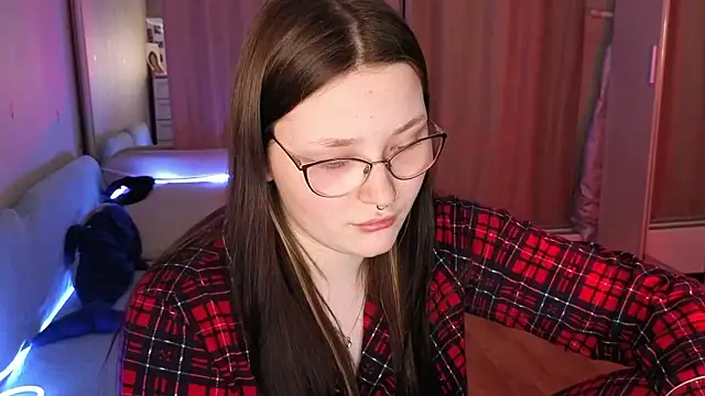 milliedoll online show from March 2026 01:40:01 PM