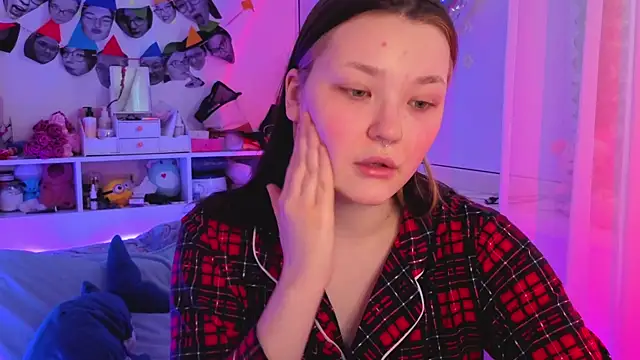 milliedoll online show from December 2025 05:34:02 AM