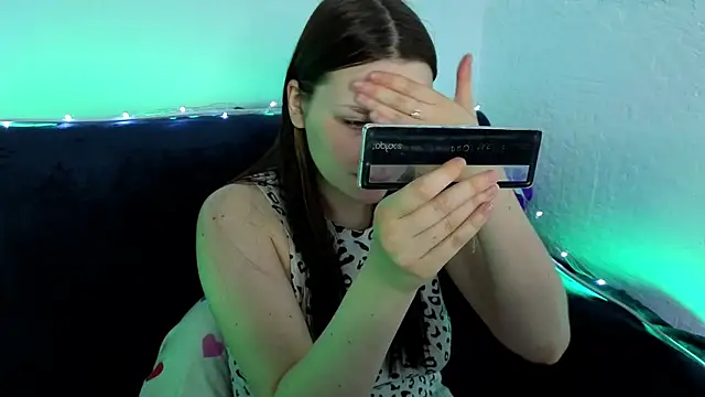 milliedoll online show from September 2025 08:32:01 AM