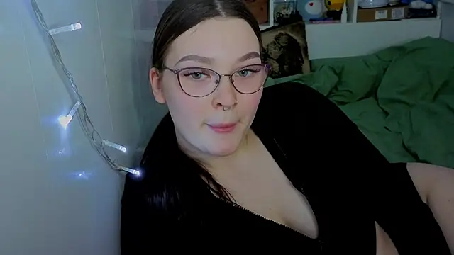 milliedoll online show from October 2025 11:23:01 AM