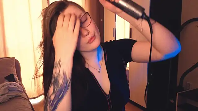 milliedoll online show from April 2026 04:17:01 AM