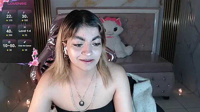 lili conor s online show from September 2025 03:44:01 AM