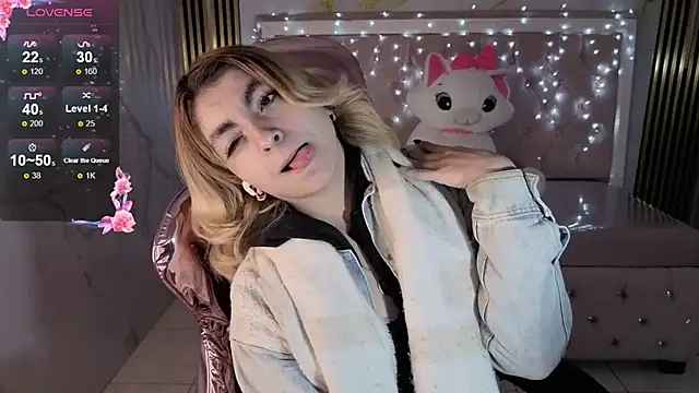 lili conor s online show from November 2025 03:06:01 AM