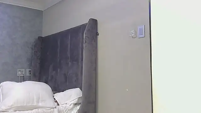 Snapshot of Justusual444 chatting on September 2025 09:29:01 PM Justusual444 online show from September 2025 09:29:01 PM