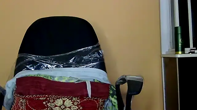 IND9876 online show from October 2025 02:24:01 AM