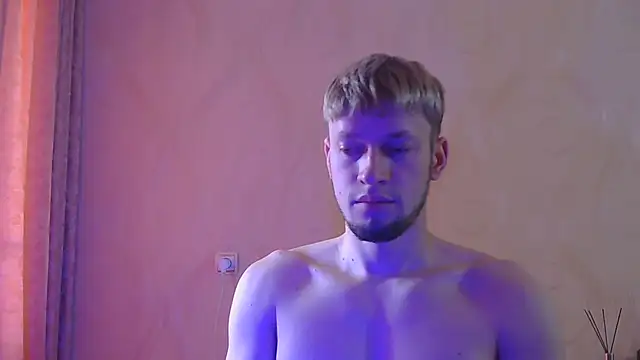 Snapshot of frama666 chatting on June 2026 11:16:02 AM frama666 online show from June 2026 11:16:02 AM