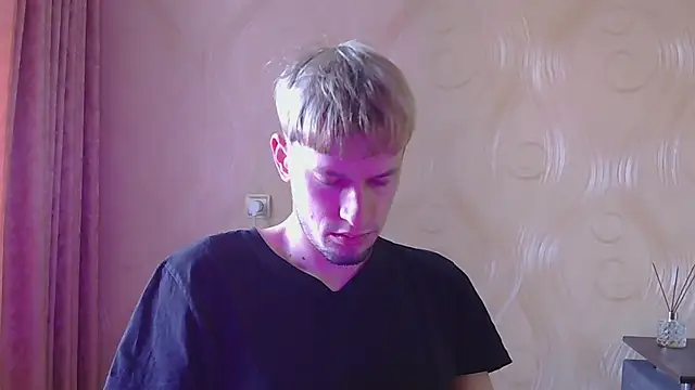 Snapshot of frama666 chatting on February 2026 01:08:01 PM frama666 online show from February 2026 01:08:01 PM