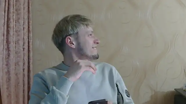 Snapshot of frama666 chatting on February 2026 09:04:01 PM frama666 online show from February 2026 09:04:01 PM