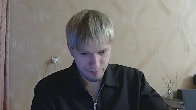 Snapshot of frama666 chatting on April 2026 06:47:02 PM frama666 online show from April 2026 06:47:02 PM