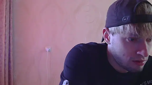 Snapshot of frama666 chatting on April 2026 02:52:02 PM frama666 online show from April 2026 02:52:02 PM