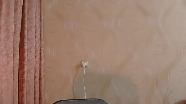 frama666 online show from December 2025 08:12:01 PM