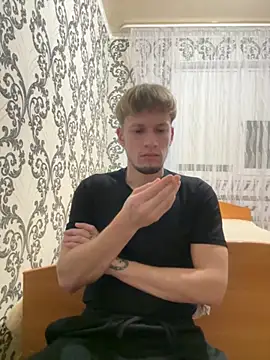 frama666 online show from November 2025 06:12:02 PM