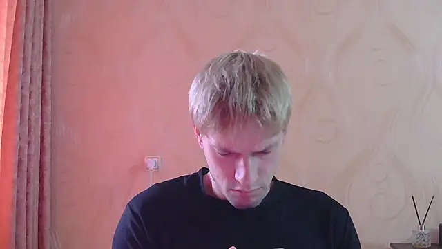 Snapshot of frama666 chatting on March 2026 09:11:01 AM frama666 online show from March 2026 09:11:01 AM