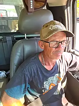 chris8827 online show from September 2025 08:31:01 PM