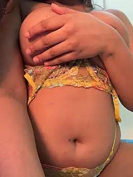 Snapshot of isha_sassy chatting on December 2025 06:29:02 PM isha sassy online show from December 2025 06:29:02 PM