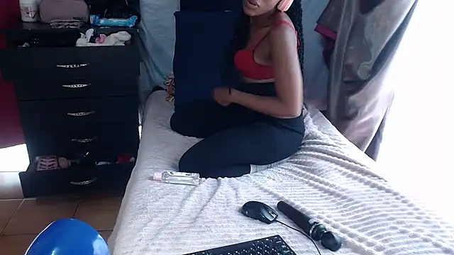 xxTatiannaxx online show from October 2025 07:51:01 AM