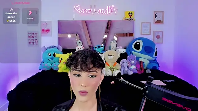 femboy-20 online show from March 2025 08:42:02 PM