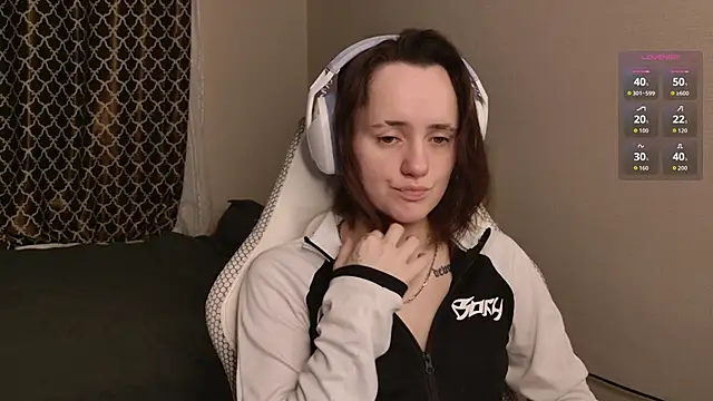 Snapshot of Luna_Loveee chatting on November 2025 04:12:02 AM Luna Loveee online show from November 2025 04:12:02 AM