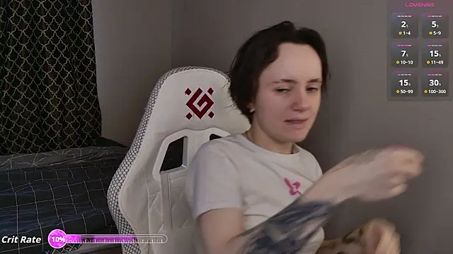 Luna Loveee online show from March 2026 03:44:02 AM