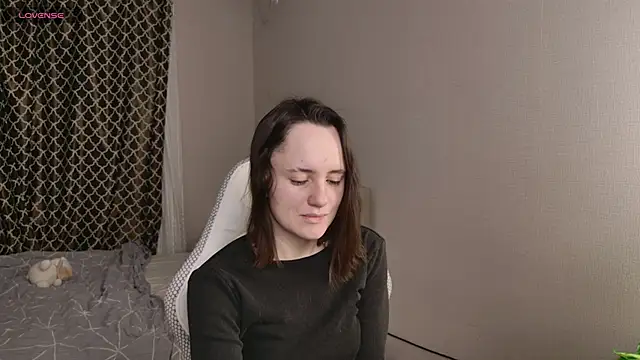 Luna Loveee online show from January 2026 04:19:02 AM