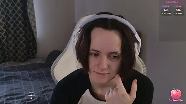 Luna Loveee online show from March 2026 04:03:02 AM