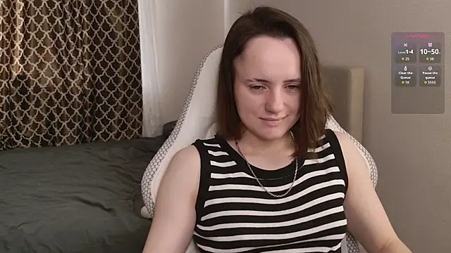 Snapshot of Luna_Loveee chatting on September 2025 05:14:02 AM Luna Loveee online show from September 2025 05:14:02 AM