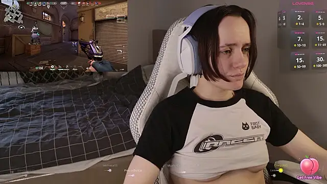 Luna Loveee online show from March 2026 08:26:33 AM