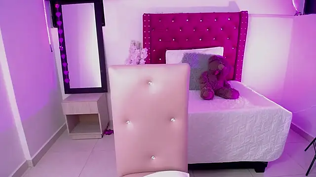 ValeAmayaa online show from March 2025 07:47:02 PM