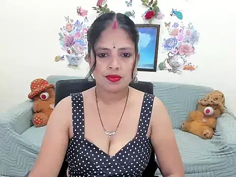 leahgotiii online show from May 2026 03:10:01 AM