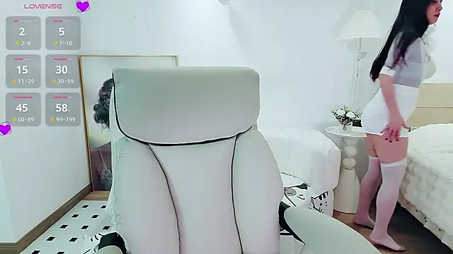 Dazzlebean online show from December 2025 03:18:02 PM