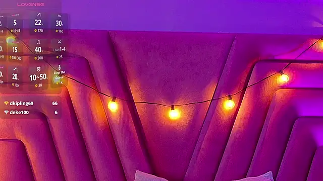 innocenthazel online show from October 2025 03:16:01 AM