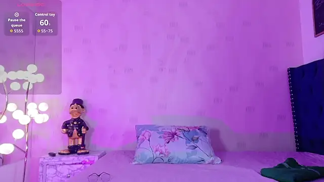 innocenthazel online show from February 2026 03:06:01 AM