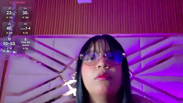 innocenthazel online show from March 2026 03:06:02 AM