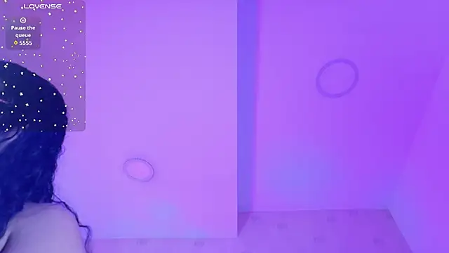 innocenthazel online show from April 2026 12:34:01 PM