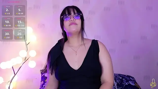 innocenthazel online show from May 2026 02:52:02 AM