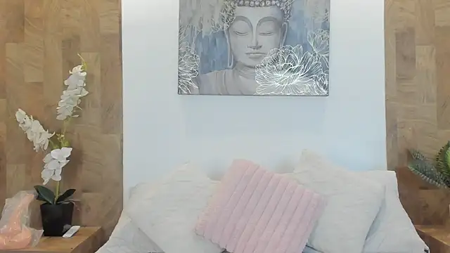 Lucia Brown  online show from June 2026 09:49:02 PM