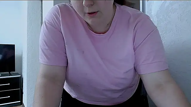 Snapshot of kitsune_8 chatting on April 2026 07:32:02 AM kitsune 8 online show from April 2026 07:32:02 AM